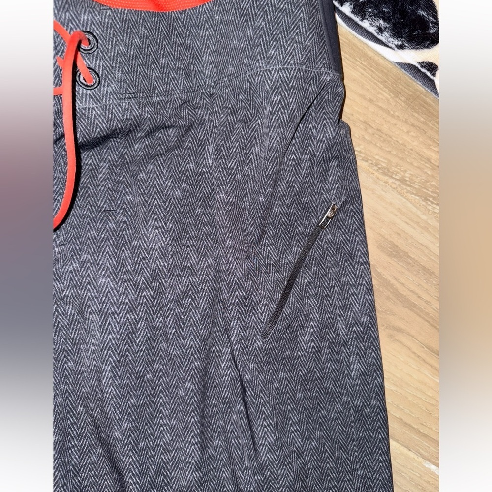 Men’s lululemon “THE SHORT” herringbone pattern lined swim shorts size 30 - Picture 6 of 13